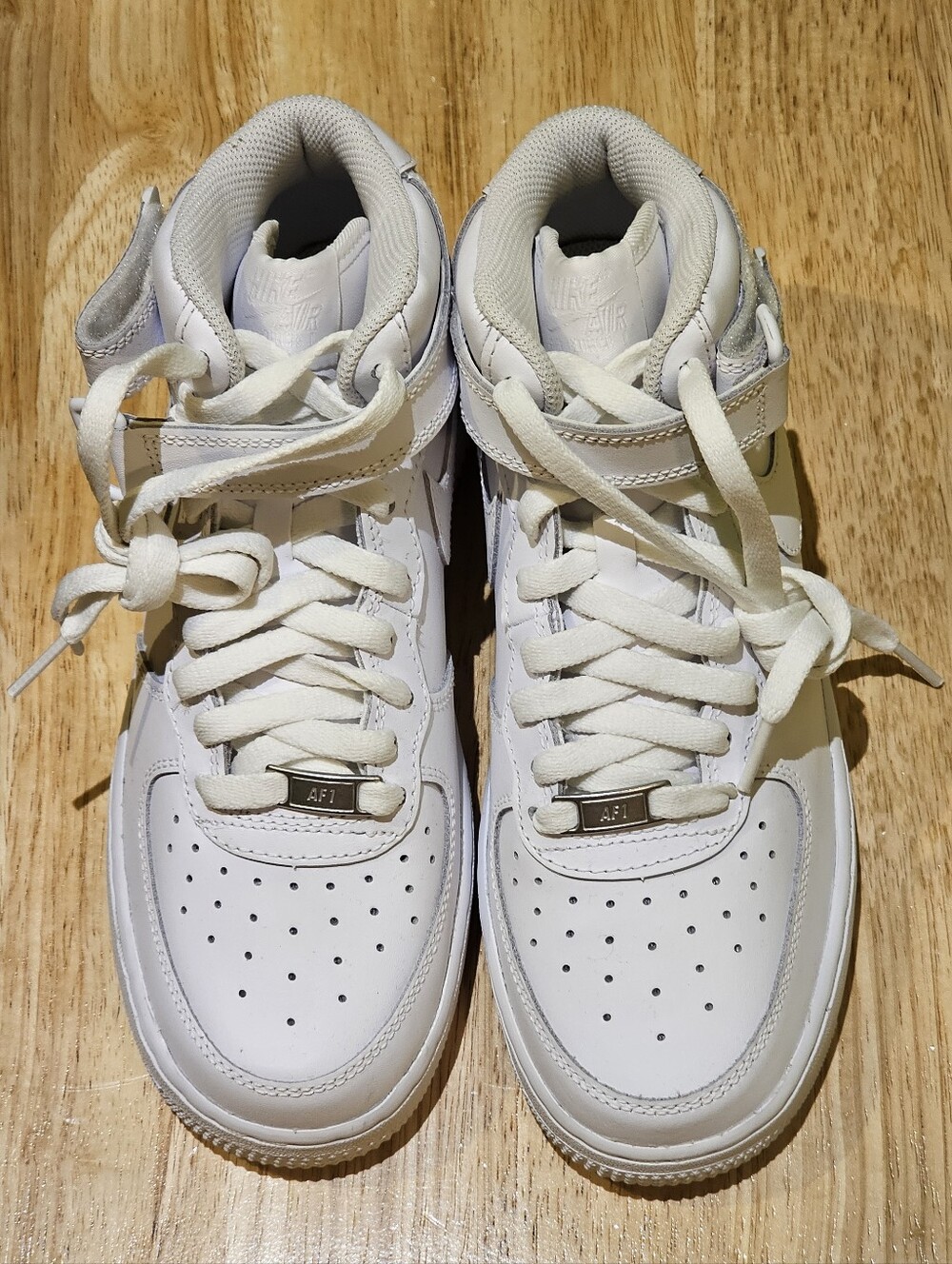 New Nike Air Force 1 Kids 6Y/Women 7.5 Athletic Shoes